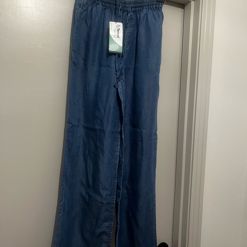 Love Tree Blue Jean type pants